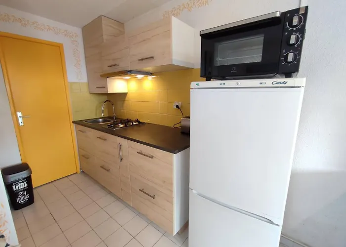 Cap Les Pins Joli T2 Piscine Tennis Mt St Martin Cap D'agde Apartamento